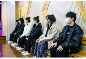 我要看逼逼"北音附中高三表演专业阶段性考试"